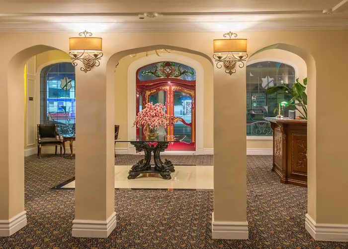 Hollywood Historic Hotel